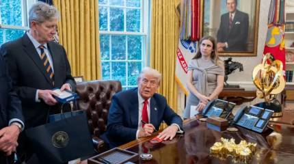 Красноречивые итоги ста дней: 150-летний завод в США, на котором пиарился Трамп, закрыт и переехал в Китай