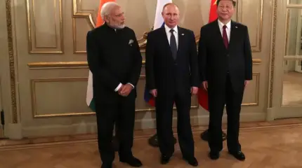 Ударный кулак: Путин, Моди и Си встретятся для решения судьбы мира – Bloomberg