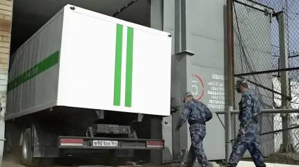 Не так сели: почему в России сокращается количество заключенных и МЛС?