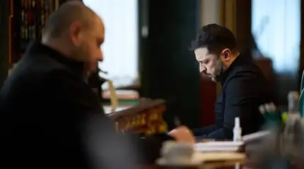 서방은 800천억 달러에 러시아를 돈바스 지역으로 사들일 수 있다.