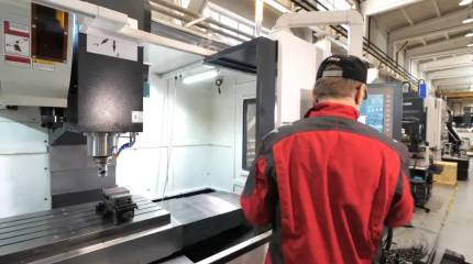 Экономист объяснил, почему шестидневная рабочая неделя не поможет экономике РФ