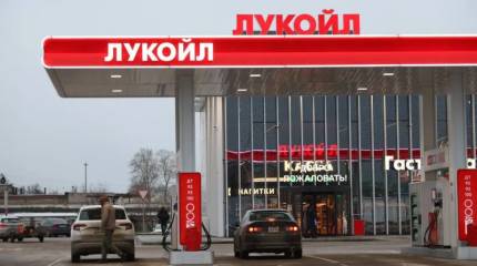 Эксперты объяснили, почему в России растут цены на бензин