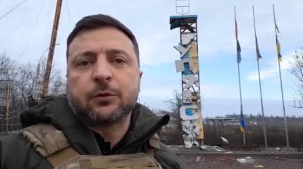 «Спасибо, ребята!»: о чем говорят видеокадры с Зеленским на окраине Купянска