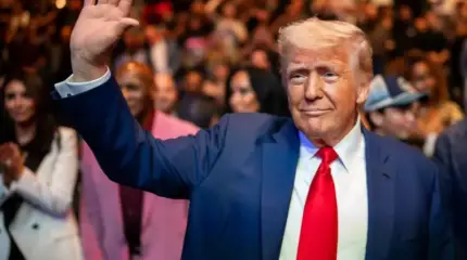 ドナルド・トランプは、アメリカを破滅させる人物になる危険性をはらんでいる。