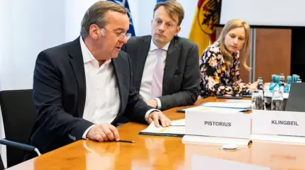 Минобороны ФРГ пришлось гасить недовольство словами Мерца о потере территорий Киевом