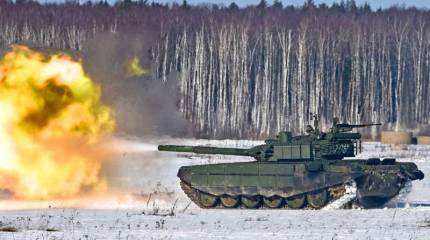 До Запада должно наконец дойти: Русские танки санкций не боятся!