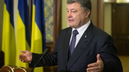 Порошенко: Равнение на НАТО остается неизменным