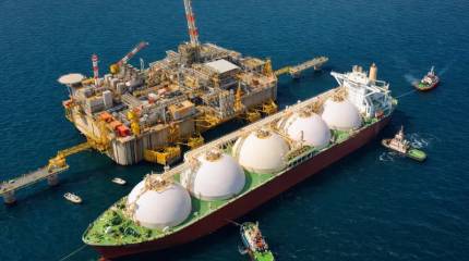 В то время как СПГ во всём мире дорожает, Россия устанавливает небывалые скидки