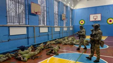Дети, бегущие от «грозы»: на Украине насчитали рекордно низкое количество школьников за последние 30 лет