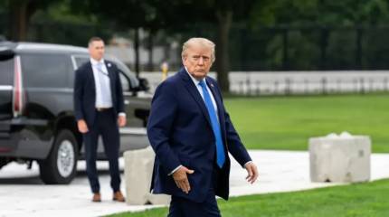 Трамп требует срочно организовать ему встречу с Ким Чен Ыном