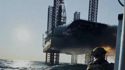 Боевики спаслись на лодке: ВС РФ поразили газовую платформу Украины в Черном море