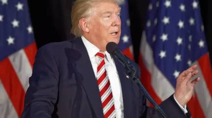 «Нет королю!» США захлестнут протесты в день рождения Трампа