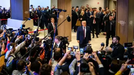 시진핑에게는 결코 없었던 기회: 트럼프가 중국을 미화하다