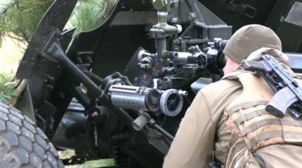 Украинцы развернули противотанковые пушки на крымском рубеже