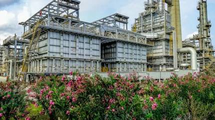 «Самовары» набивают карманы: блокада Ормузского пролива обогащает НПЗ в КНР