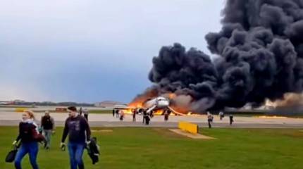 Катастрофа «Суперджета» в Шереметьево: люди гибли, спасая свои вещи