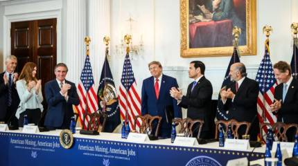 Карлсон: Трамп мог бы закончить войну на Украине одним телефонным звонком