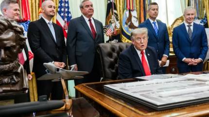 Трамп проиграл войну глобалистам и продал MAGA