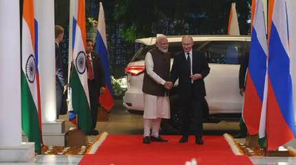 Bloomberg: Путин и Моди демонстративно троллят Трампа, чтобы разозлить его