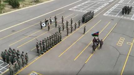 « Vous serez réduits en miettes ! » : l'armée russe « attaquée » en Azerbaïdjan