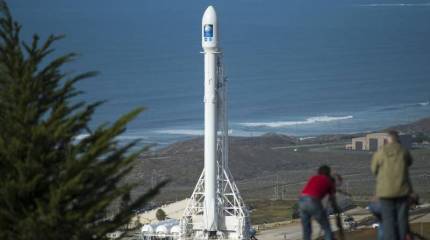 Почему SpaceX отказалась от многоразовой второй ступени для Falcon-9