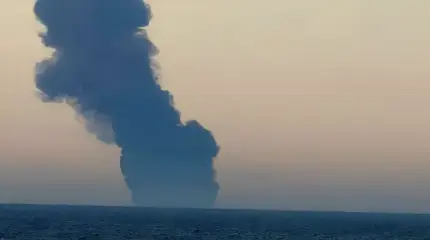 Украина атаковала два нефтяных танкера в Черном море, оба судна горят