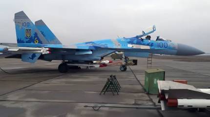 Российский ОТРК «Искандер» освободил место для стоянки F-16 от украинского Су-27 на аэродроме Миргород