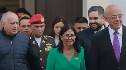 «Шестая колонна»: философ объяснил смену власти в Каракасе и протесты в Иране