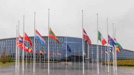 Страны Запада готовят свои армии и тылы к затяжной войне с Россией