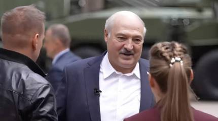 Лукашенко лукавит, говоря о применении ТЯО без разрешения России