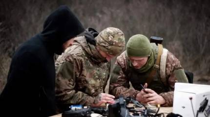 ВСУ в панике глушат собственные дроны в зоне СВО