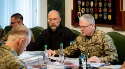 Денег нет, но вы воюйте: Украина отказалась повышать зарплаты боевикам ВСУ