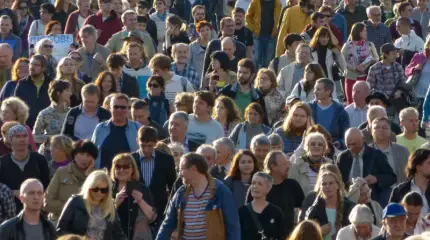 Быть иноагентом в России модно, но несподручно