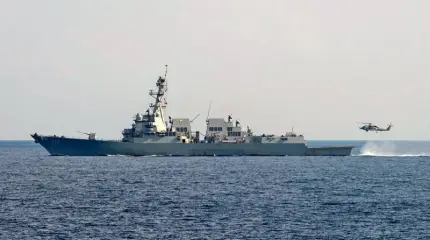 Эсминец США повторил провокацию «Дефендера» в водах Китая, нарвавшись на ответ Пекина
