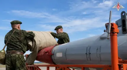 Минобороны РФ показало ракету «Кинжал» в ядерном оснащении