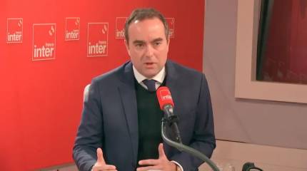 «Патриотическая инвестиция»: французам предложили скинуться на перевооружение армии