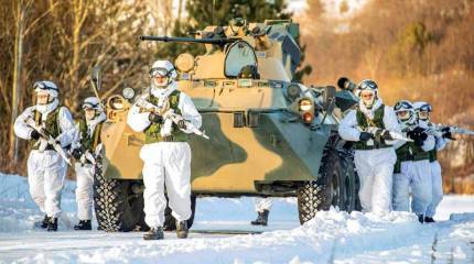 Одна из причин стягивания войск к Украине может крыться в скором признании ЛДНР