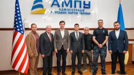 После ударов ВС РФ американцы немедленно прибыли в Одессу: оценивают ущерб