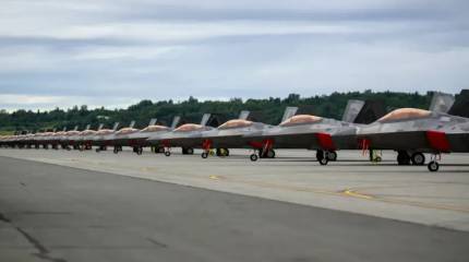 «Принуждают нас перейти на их сторону»: зачем США резко понадобилась Арктика