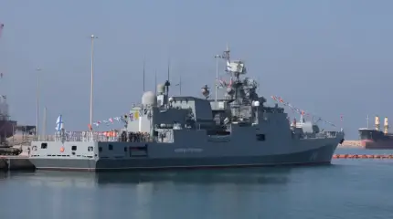 „Scufundați-vă fără milă”: Un corespondent militar a explicat cum ar trebui să răspundă Rusia la atacul asupra navei petroliere.