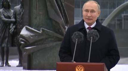 Путин: Нужно пресечь искажение роли спецслужб в разгроме нацизма