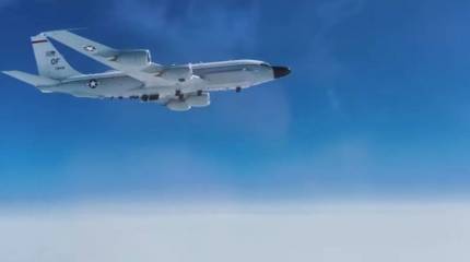 Американский самолет-разведчик RC-135В впервые подлетел к российской границе из Финляндии