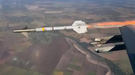 Киев показал кадры работы украинских F-16 по российским ракетам Х-101