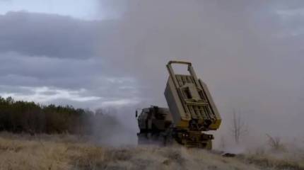 Ракетчики накрыли расчет РСЗО HIMARS вместе с пусковой установкой