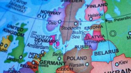 Политолог объяснил, почему ЕС отказывается подписывать пакт о ненападении с РФ