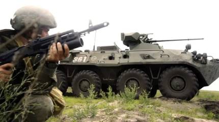 Несокрушимая и легендарная идёт вперёд вопреки усилиям её дискредитировать