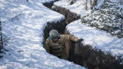 Почему наступление на фронте всё чаще превращается в выдавливание