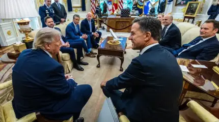 Bloomberg: Европа пускает пыль в глаза Трампу, отказываясь от американского оружия