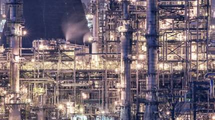 Отказались все: крупнейший НПЗ Индии оказался «заперт» с нефтью и нефтепродуктами из России