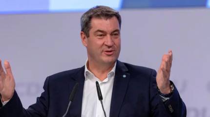 Глава Баварии призвал Киев не выпускать молодых украинцев